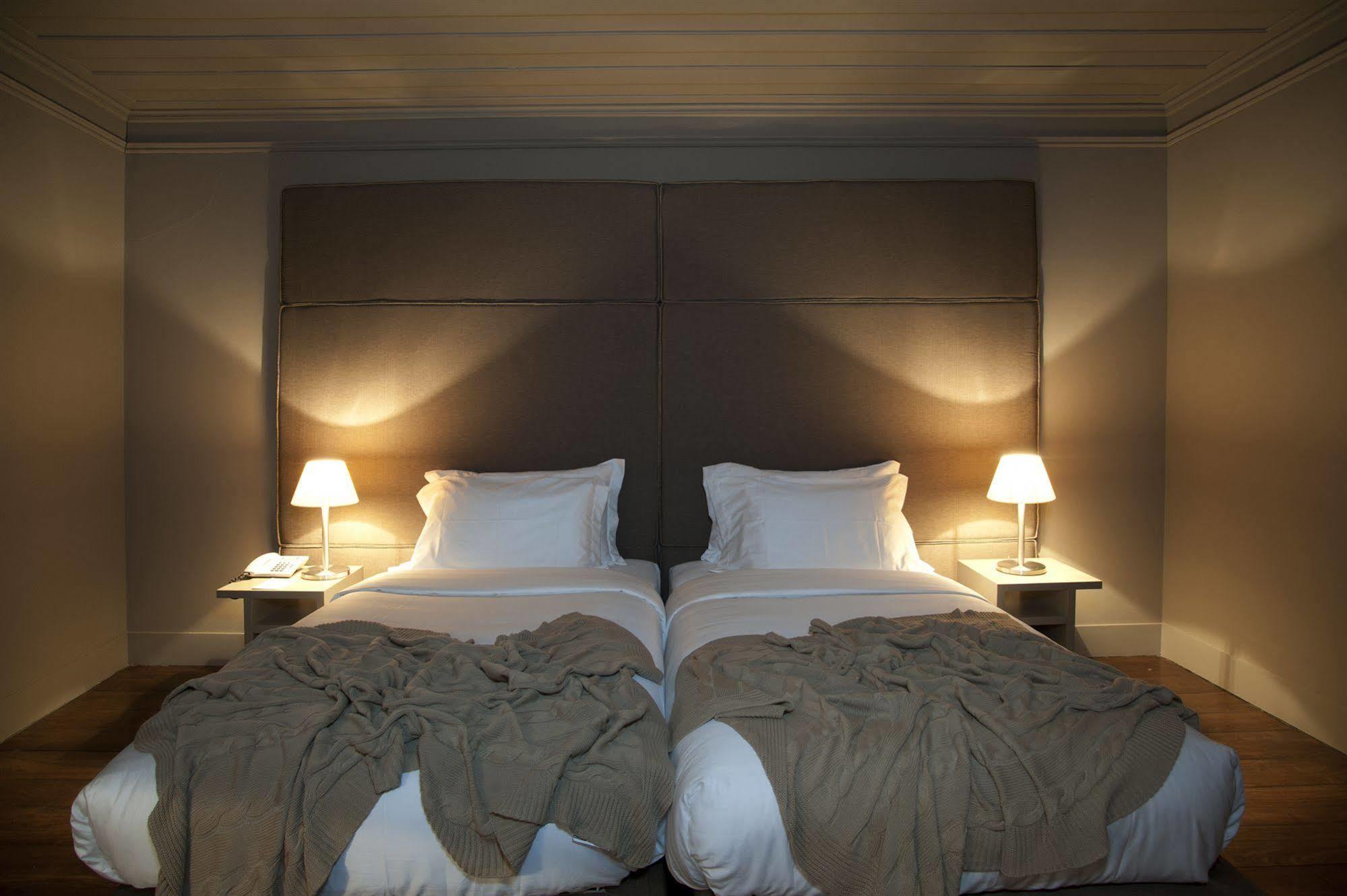 Hotel Da Oliveira Guimaraes Bagian luar foto